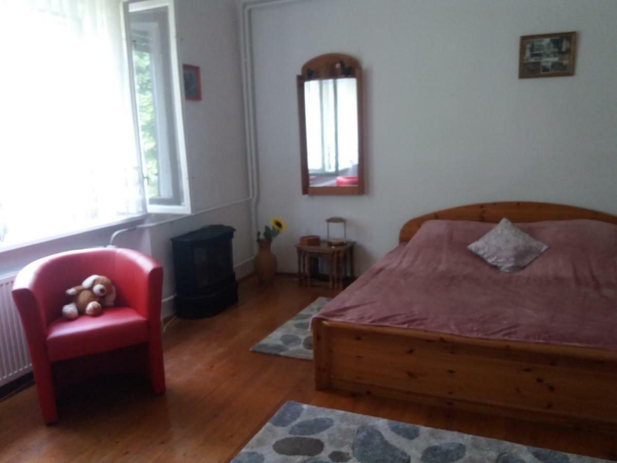 Hársfák Vila Mezokovacshaza Exterior foto